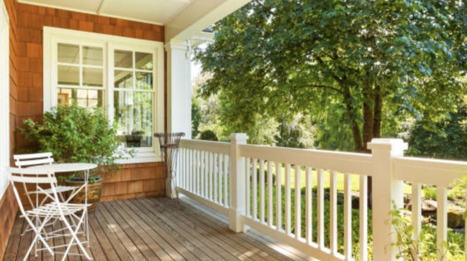 The Pros and Cons of Having a Porch